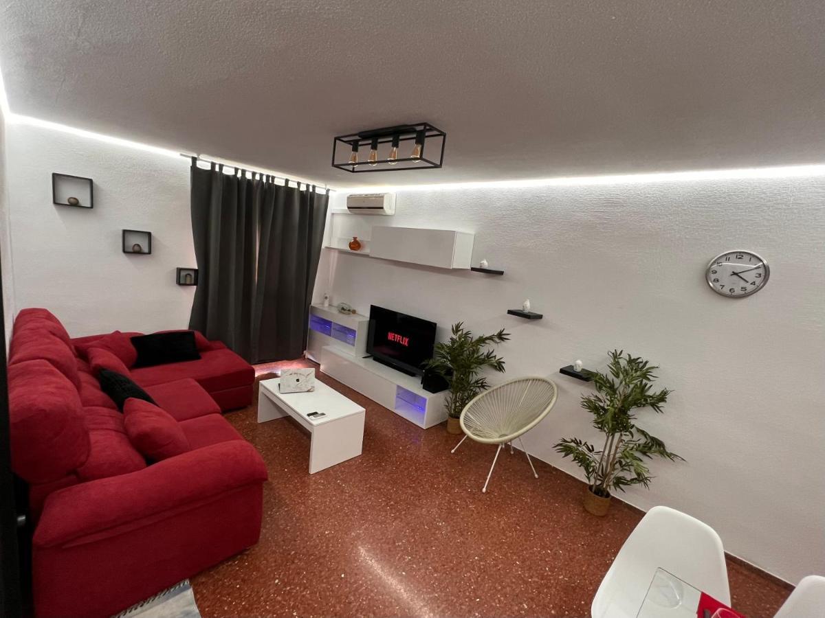 Amplio Apartamento Familiar Con Parking Privado En Pleno Centro De Cordoba Exterior photo