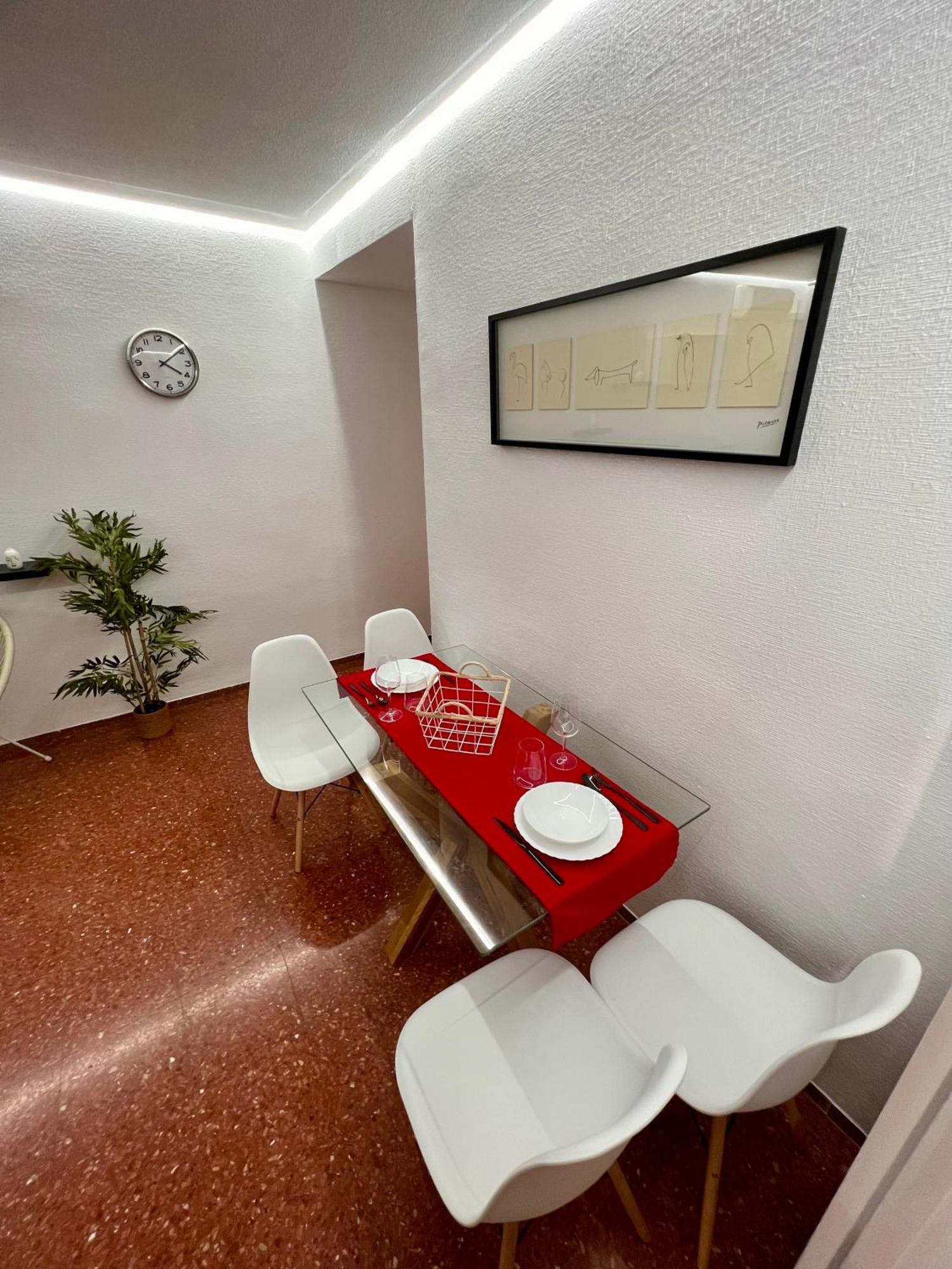 Amplio Apartamento Familiar Con Parking Privado En Pleno Centro De Cordoba Exterior photo