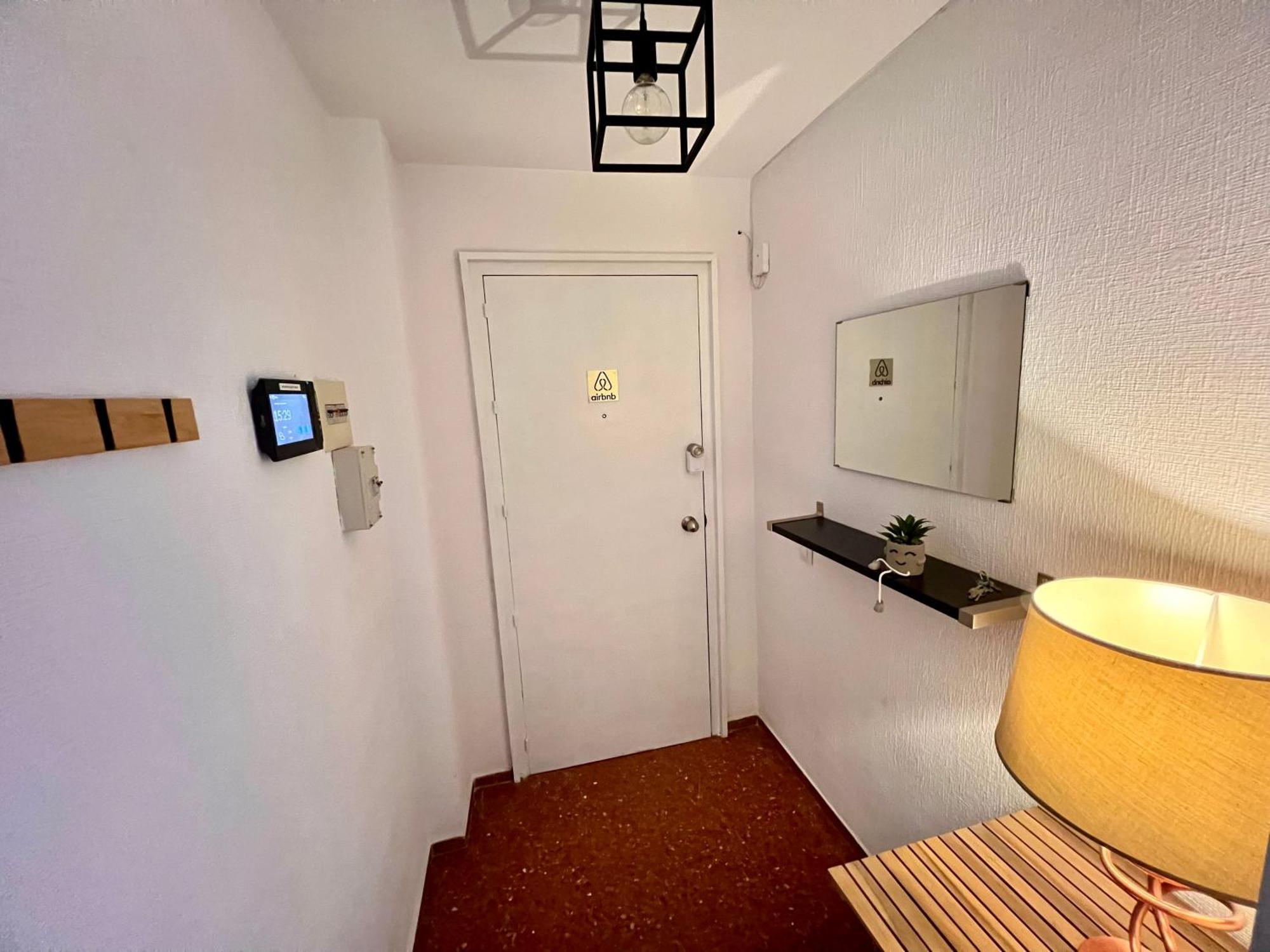 Amplio Apartamento Familiar Con Parking Privado En Pleno Centro De Cordoba Exterior photo