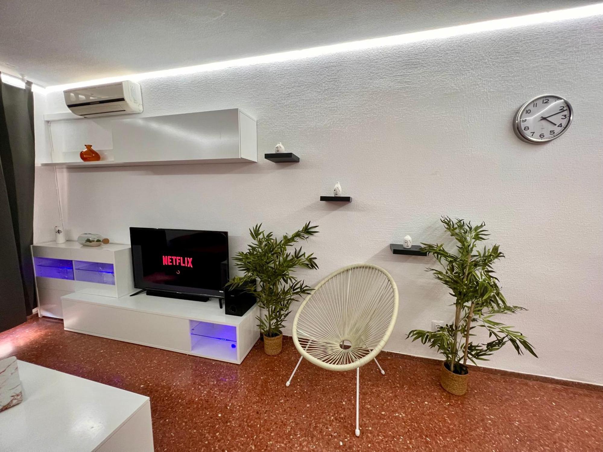 Amplio Apartamento Familiar Con Parking Privado En Pleno Centro De Cordoba Exterior photo